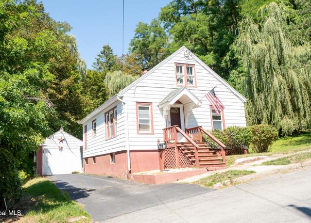 Property at 2 Laura St, Amsterdam, NY 12010, 1 bed, 1 bath