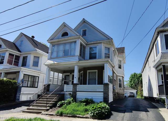 Property at 1318 Poplar St, Schenectady, NY 12308, 6 beds, 2 baths