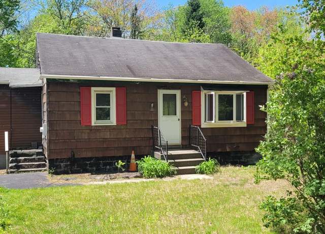Property at 995 River Rd, Selkirk, NY 12158, 2 beds, 1 bath