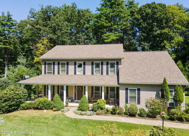 Property at 13 Macory Way, Gansevoort, NY 12831, 4 beds, 2.5 baths