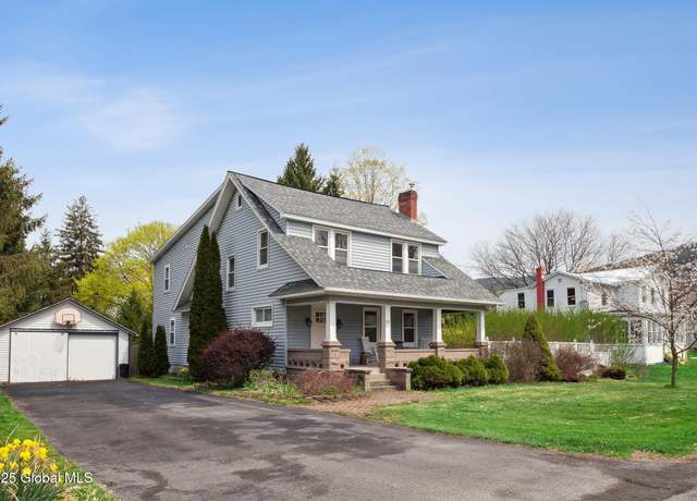 Property at 127 Grove St, Middleburgh, NY 12122, 5 beds, 2.5 baths
