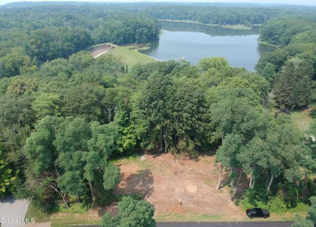 Property at 1737 Crescent Rd, Rexford, NY 12148