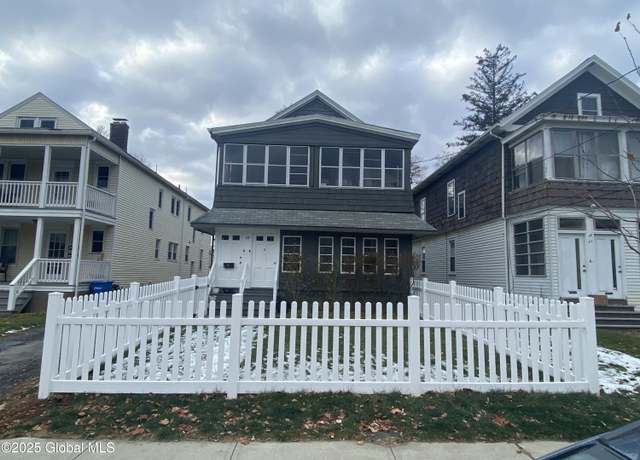 Property at 49 Forest Ave, Albany, NY 12208, 6 beds, 2.5 baths
