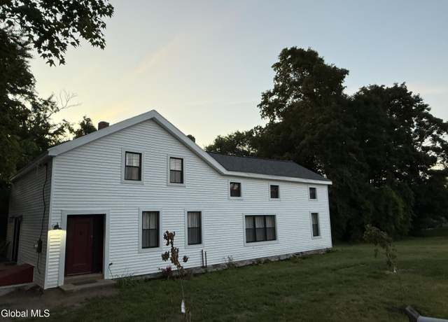 Property at 2147 Rowley Rd, Ballston Spa, NY 12020, 4 beds, 4 baths