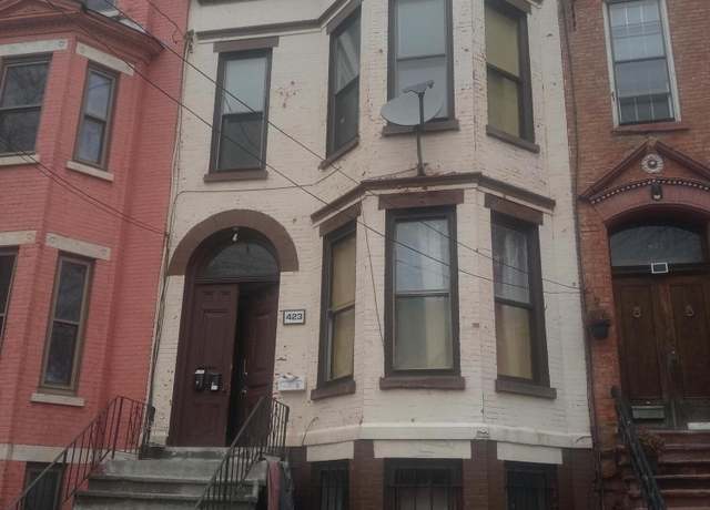 Property at 423 Clinton Ave, Albany, NY 12206, 6 beds, 3 baths