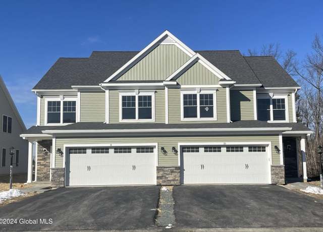 Property at 2 Priddle Ln, Latham, NY 12110, 3 beds, 2.5 baths