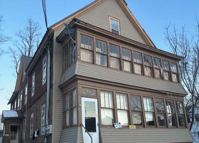 Property at 28 Pulaski St, Amsterdam, NY 12010, 8 beds, 4 baths