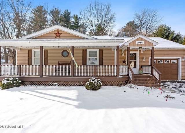 Property at 3084 E Lydius St, Schenectady, NY 12303, 2 beds, 1 bath