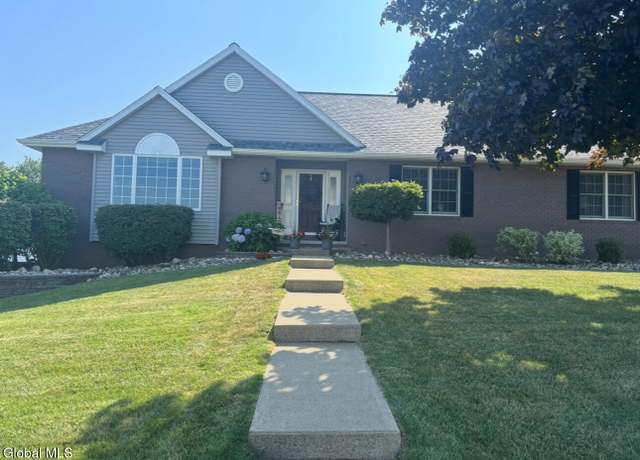 Property at 2 Van Tassel Ct, Colonie, NY 12211, 3 beds, 2.5 baths