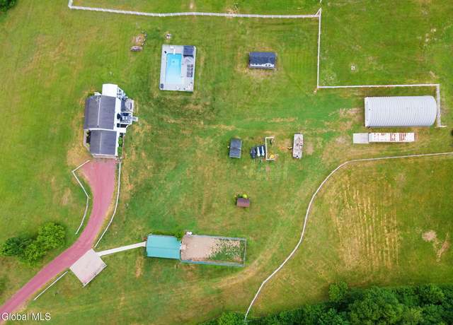 Property at 31 Safford Rd, Argyle, NY 12809, 3 beds, 1.5 baths