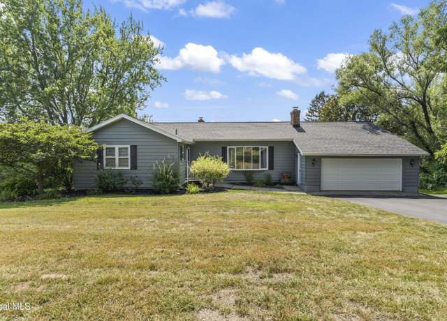 Property at 34 Van Voast Ln, Glenville, NY 12302, 3 beds, 2 baths