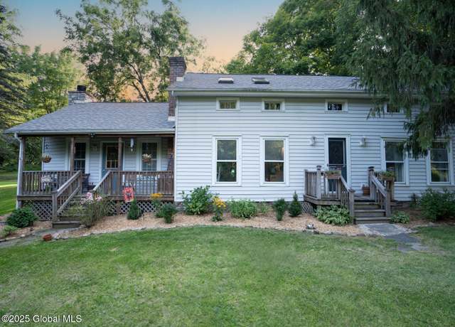 Property at 1149 Best Rd, East Greenbush, NY 12061, 3 beds, 1 bath