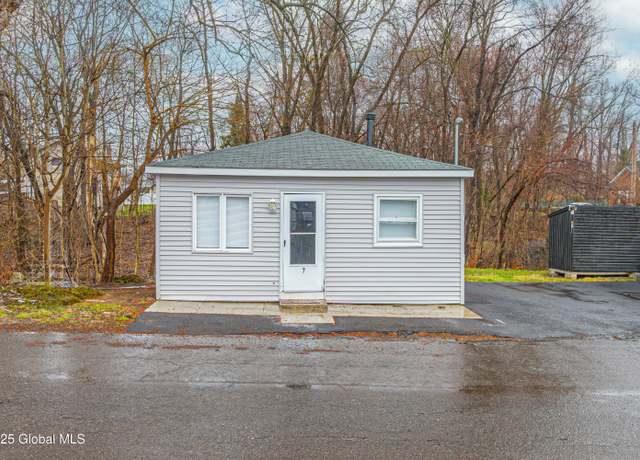 Property at 7 Arch Ave, Albany, NY 12203, 1 bed, 1 bath