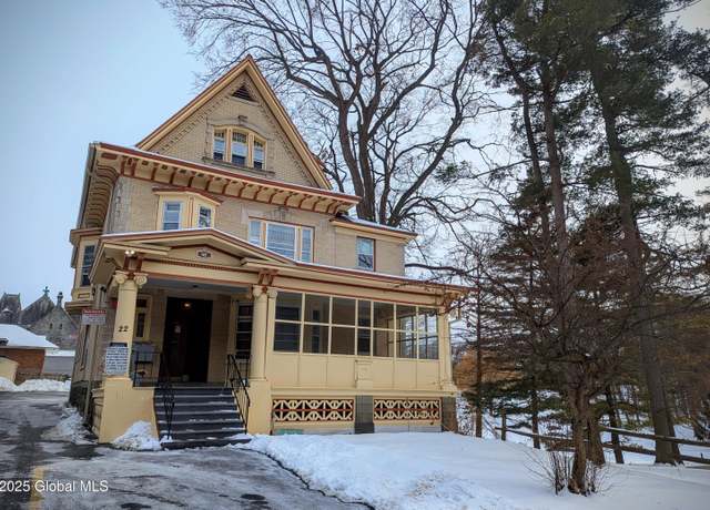 Property at 22 S Lake Ave, Albany, NY 12203, 9 beds, 7 baths