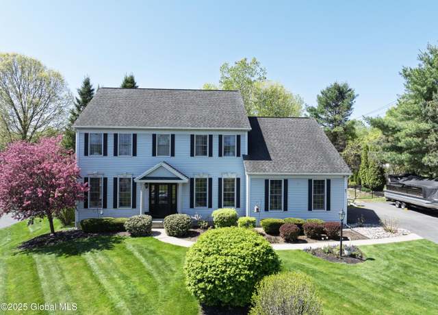 Property at 1 Moreland Dr, Mechanicville, NY 12118, 4 beds, 2.5 baths
