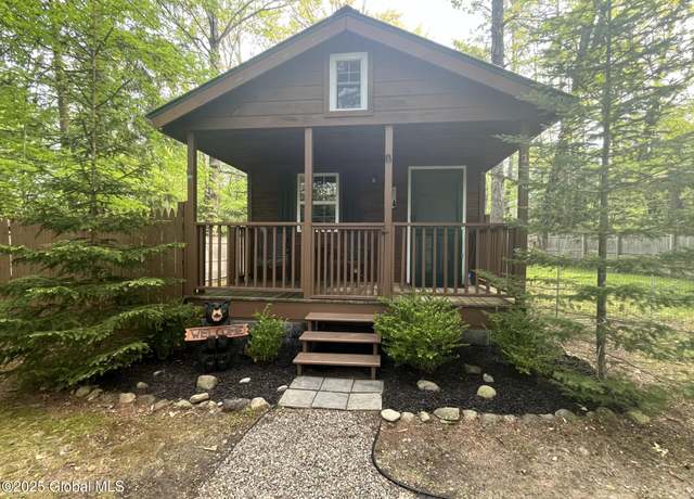 Property at 138 First Ave, Caroga Lake, NY 12032, 1 bed, 1 bath