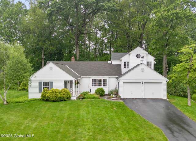 Property at 20 N Helderberg Pkwy, Slingerlands, NY 12159, 5 beds, 4.5 baths