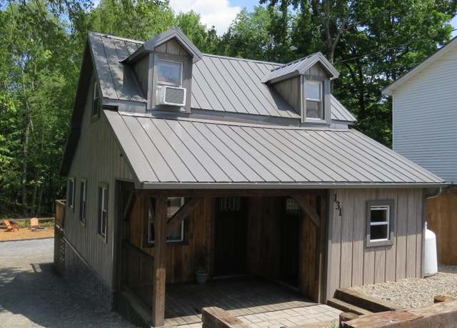 Property at 131 Pike St, Broadalbin, NY 12025, 1 bed, 1 bath