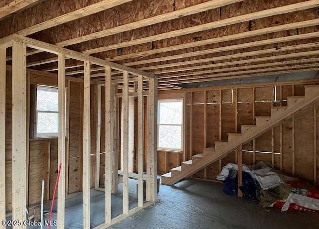 Property at 711 Vedder Mountain Rd, Catskill, NY 12414, 2 beds, 1.5 baths