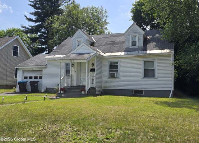 Property at 1820 Wagner St, Schenectady, NY 12303, 3 beds, 1.5 baths