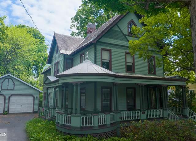 Property at 14 Pleasant St, Ballston Spa, NY 12020, 5 beds, 2.5 baths