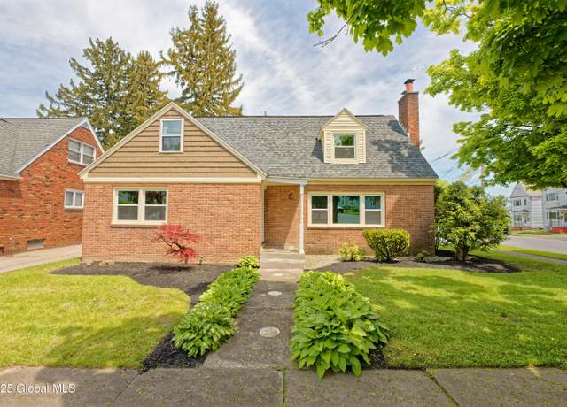 Property at 204 N 2nd Ave, Mechanicville, NY 12118, 4 beds, 1.5 baths