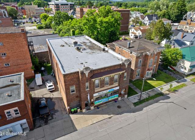Property at 109-111 Green St, Herkimer, NY 13350, 4 beds, 3 baths