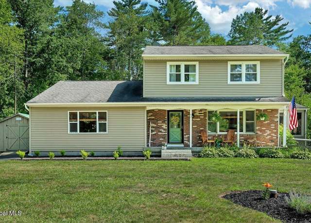 Property at 42 Nottingham Dr, Queensbury, NY 12804, 3 beds, 1.5 baths