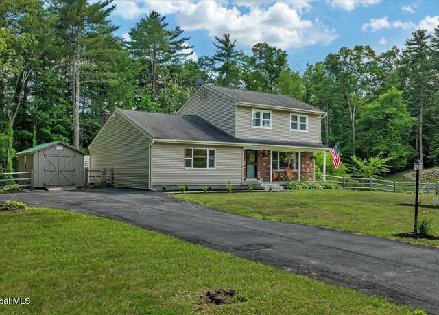 Property at 42 Nottingham Dr, Queensbury, NY 12804, 3 beds, 1.5 baths