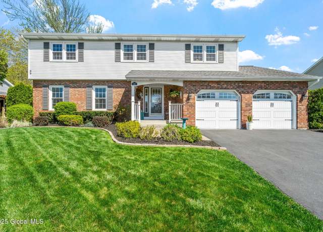 Property at 13 Robin Ln, Rensselaer, NY 12144, 4 beds, 2.5 baths