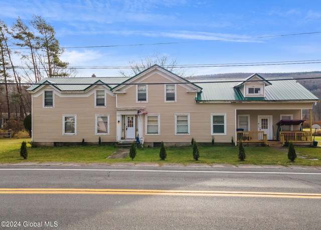 Property at 16 Main St, East Worcester, NY 12064, 8 beds, 3.5 baths