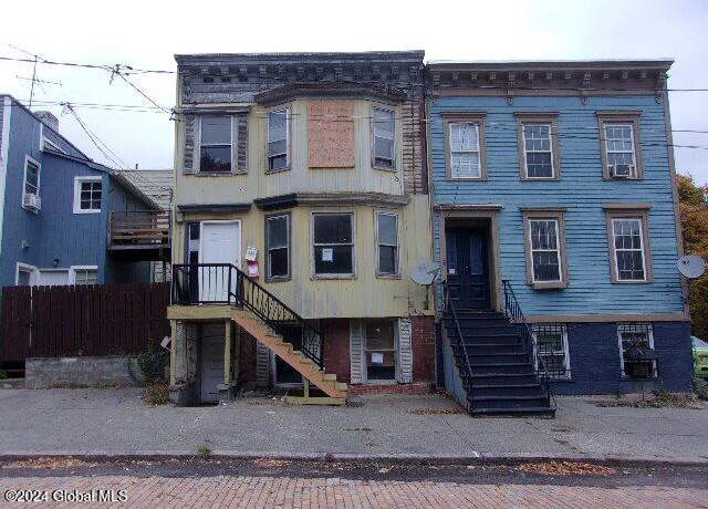 Property at Undisclosed address, Albany, NY 12202, 6 beds, 3 baths