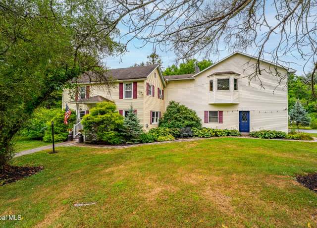 Property at 1323 Schoharie Turnpike Tpke, Catskill, NY 12414, 3 beds, 2 baths
