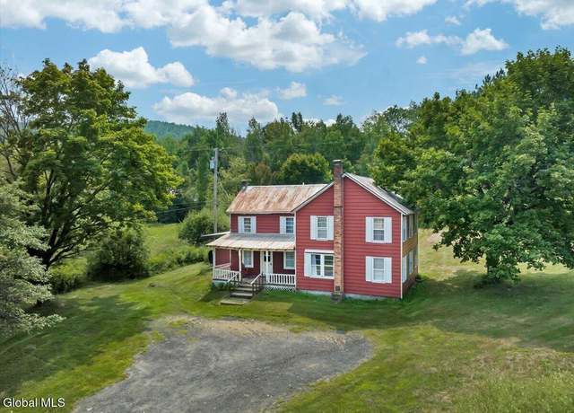 Property at 2140 Ny-8, Johnsburg, NY 12843, 5 beds, 3 baths