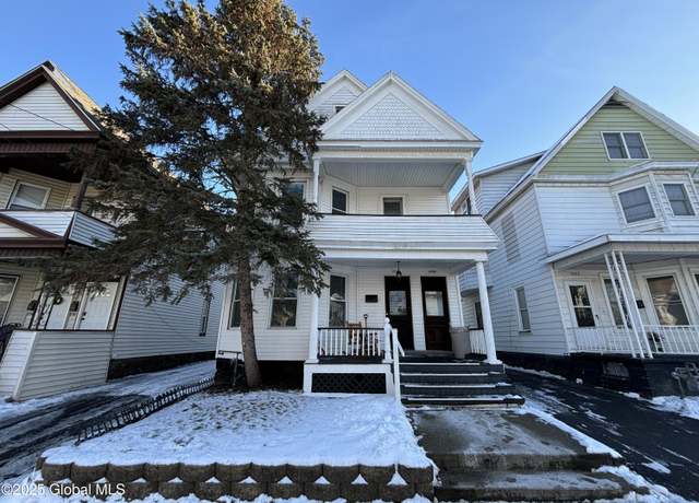 Property at 1918 Euclid Ave, Schenectady, NY 12306, 5 beds, 2 baths