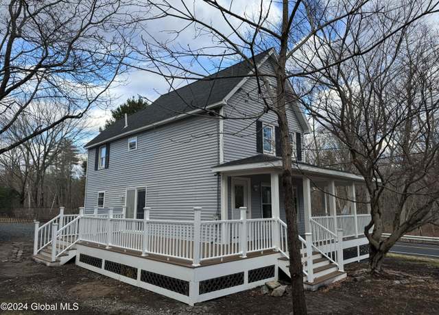 Property at 196 Font Grove Rd, Slingerlands, NY 12159, 3 beds, 2 baths