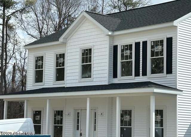 Property at 2 Farm View Dr, Castleton, NY 12033, 4 beds, 2.5 baths