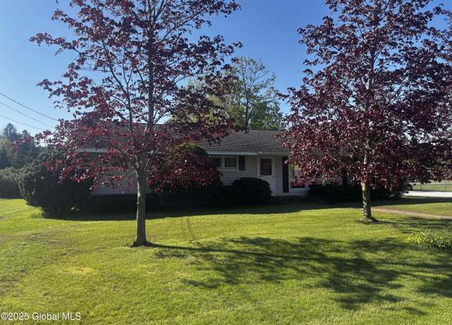 Property at 26 4th Ave, Warrensburg, NY 12885, 3 beds, 1.5 baths