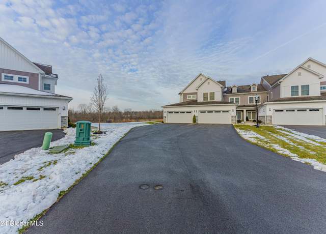 Property at 23 Wardley Cir, Cohoes, NY 12047, 3 beds, 3 baths