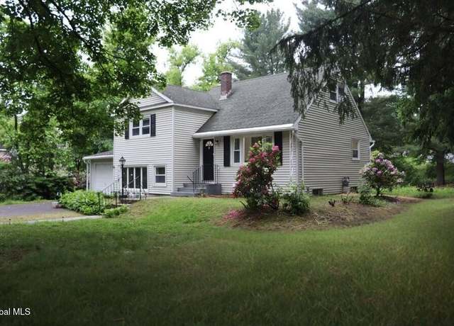 Property at 7 Patten Dr, Albany, NY 12211, 3 beds, 2 baths