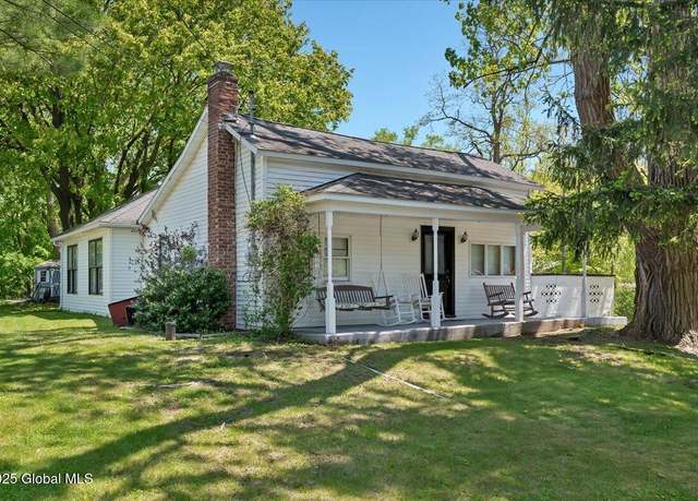 Property at 128 Co Rd 85, Cairo, NY 12413, 4 beds, 1.5 baths