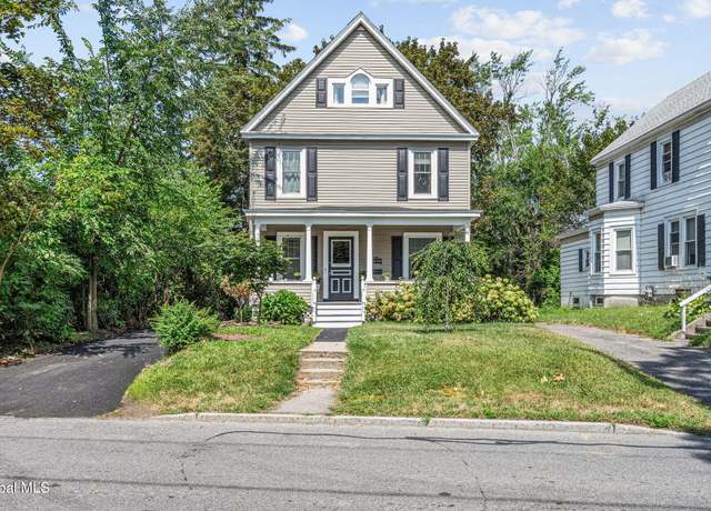 Property at 1051 Van Antwerp Rd, Niskayuna, NY 12309, 4 beds, 1.5 baths