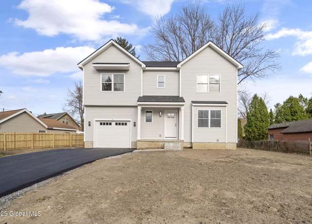 Property at 3 Gasner Ave, Schenectady, NY 12304, 3 beds, 2.5 baths