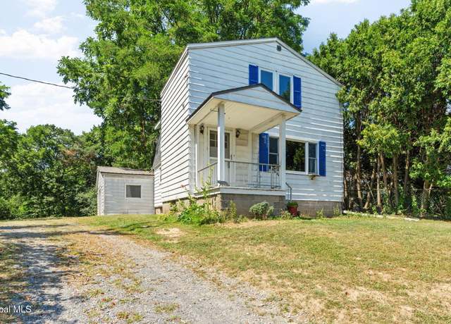 Property at 27 Delatour Rd, Watervliet, NY 12189, 2 beds, 1 bath