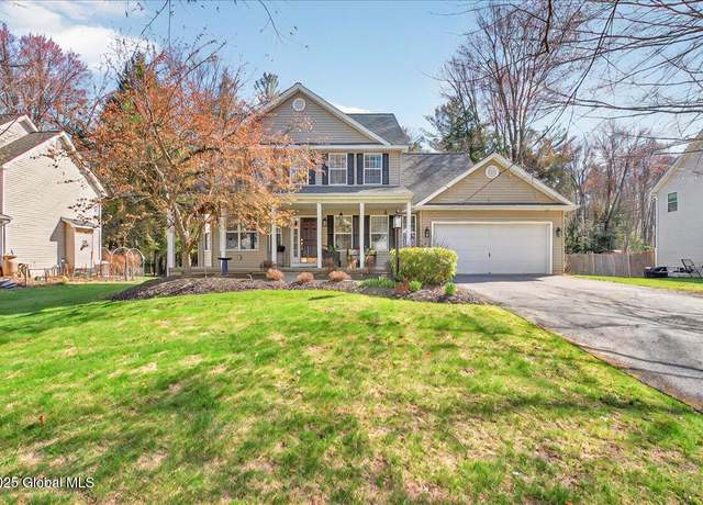 Property at 10 Maya Dr, Gansevoort, NY 12831, 4 beds, 2.5 baths