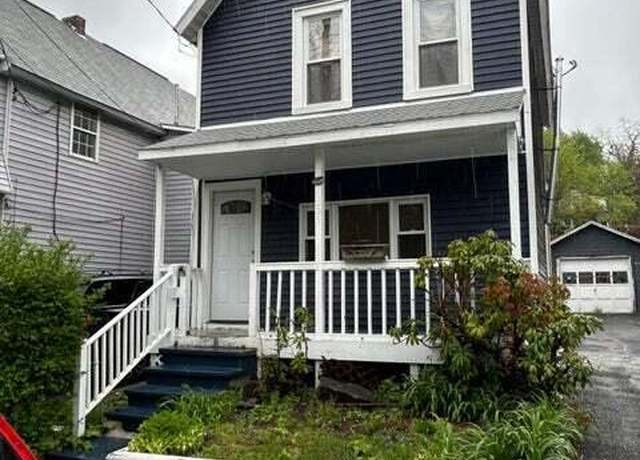 Property at 1029 Glendale Pl, Schenectady, NY 12303, 2 beds, 1.5 baths