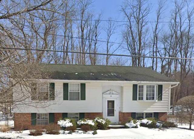 Property at 34 Spa Dr, Saratoga Springs, NY 12866, 3 beds, 2 baths