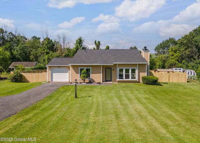 Property at 182 Fonda Rd, Waterford, NY 12188, 3 beds, 1.5 baths