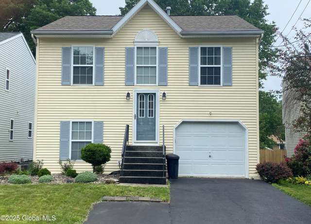 Property at 485 Chadwick Rd, Schenectady, NY 12304, 3 beds, 2 baths