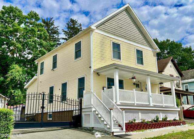 Property at 101 Prospect St, Schenectady, NY 12308, 4 beds, 3 baths